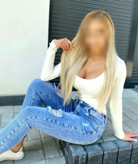 Ornella, 32 anni
