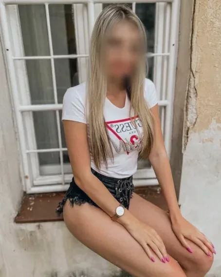Sana, 31 anni